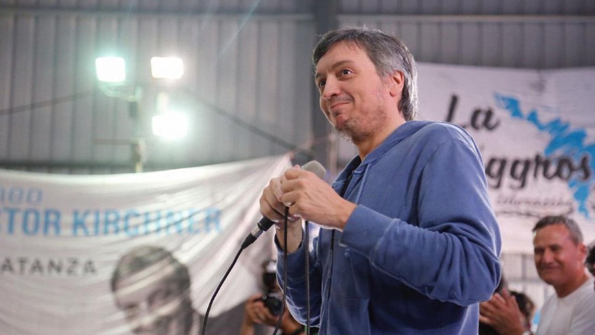 Máximo Kirchner, en campaña: &quot;¿Ustedes ven los 44.000 millones de dólares  del FMI en los hospitales donde trabajan?&quot;