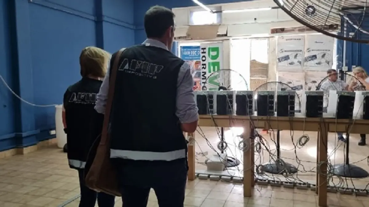AFIP versus granjas de Bitcoin: cómo hacer minería 100% legal