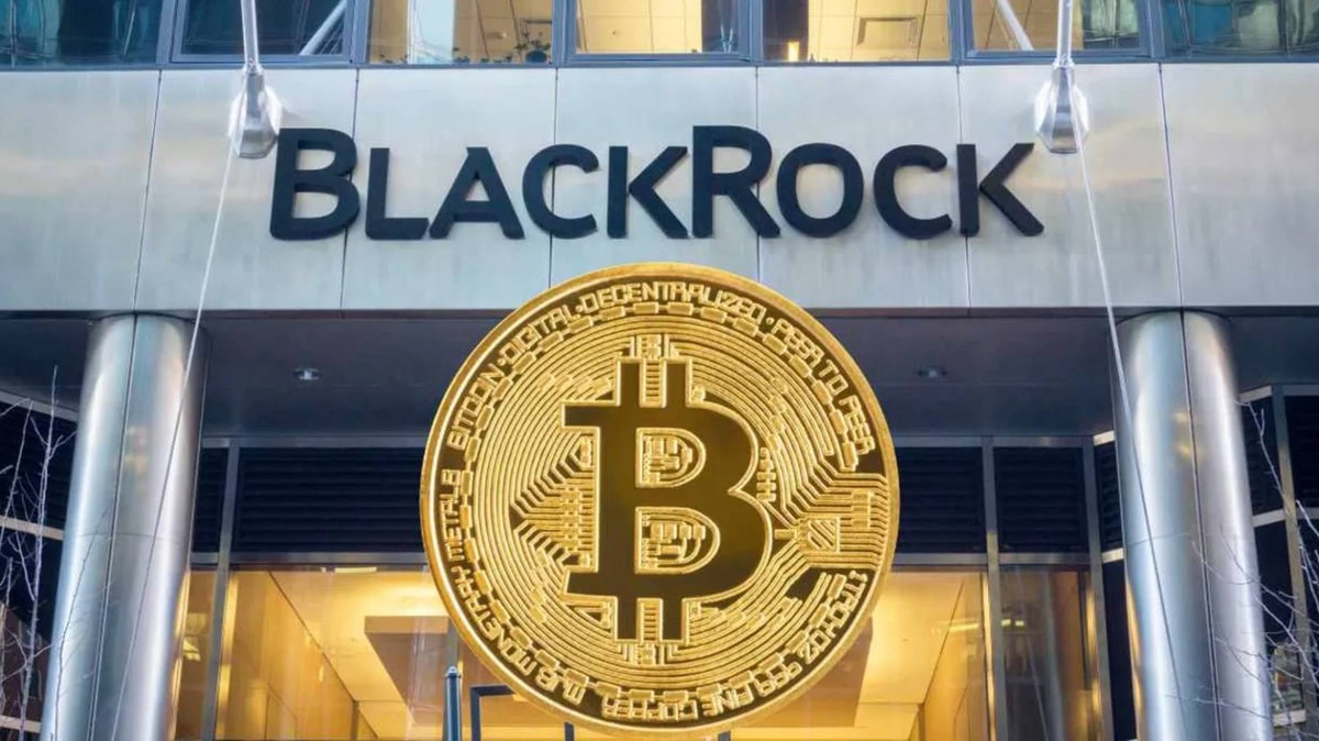 ETF de Bitcoin de BlackRock supera al oro en activos y entradas