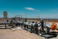 Techint finalizó la soldadura de oleoducto que permitirá exportar más crudo de Vaca Muerta