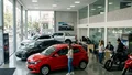 Con ventas de autos en baja, concesionarios reducen personal