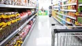Ventas en supermercados volvieron a caer, pero repuntaron en mayoristas y shoppings