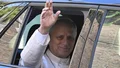 El papa León XIV ya come, camina y respira con normalidad tras la cirugía