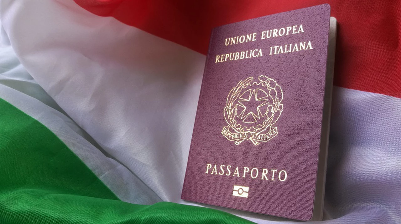 Desde julio es más caro tramitar la Ciudadanía italiana y sacar el pasaporte: ¿cuánto lo cobran en los Consulados?