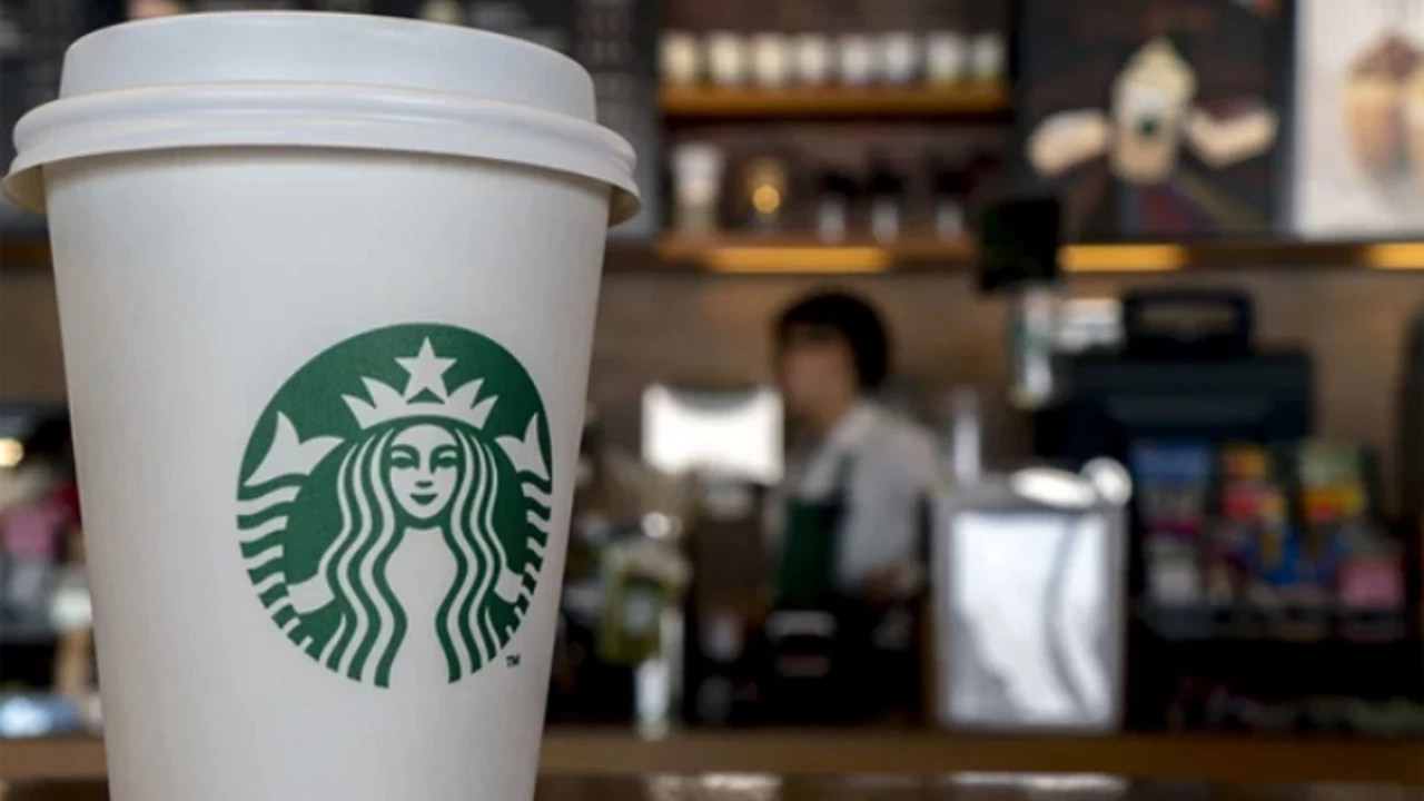 Cómo será el Starbucks del futuro: lo que viene para los locales, las comidas y los servicios digitales