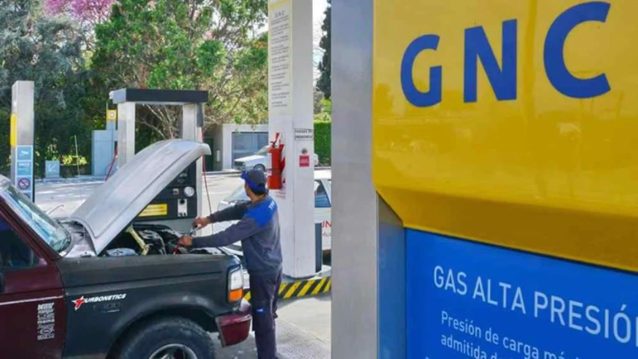 Crisis del gas: se multiplican los cortes a industrias y estaciones de servicio mientras crece la tensión con Brasil