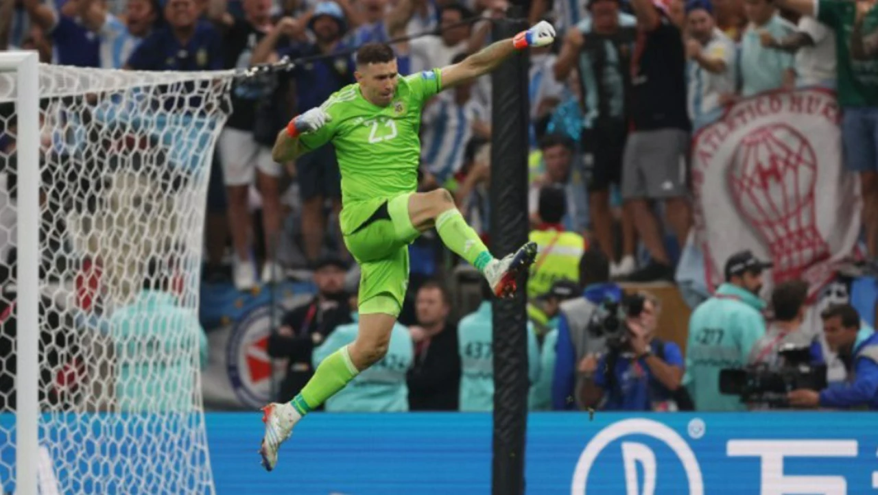 Dibu Martínez, tras ser campeón: "Vengo de un lugar muy humilde..."