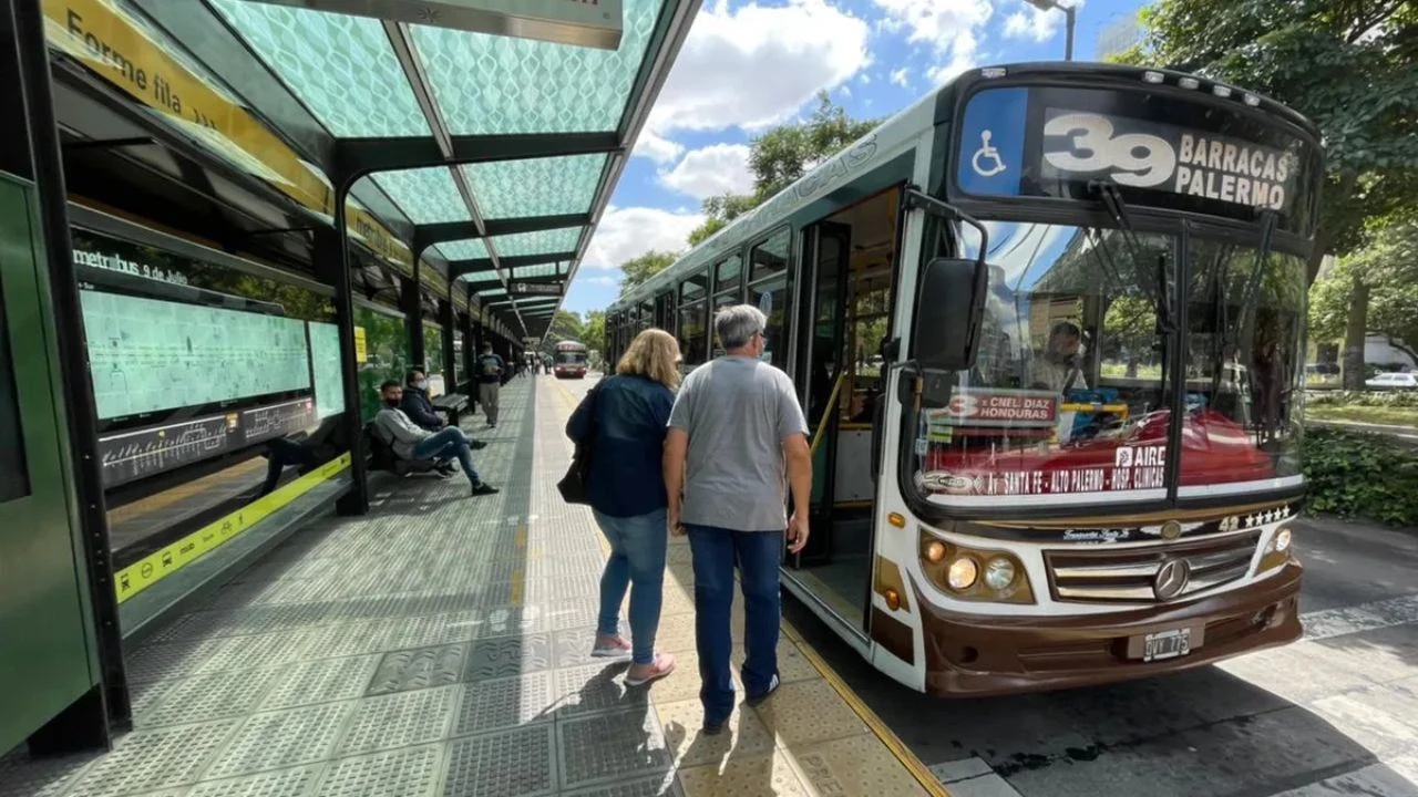 Paro de colectivos: el Gobierno multa a empresas con $4 millones y amenaza con quitarles las licencias