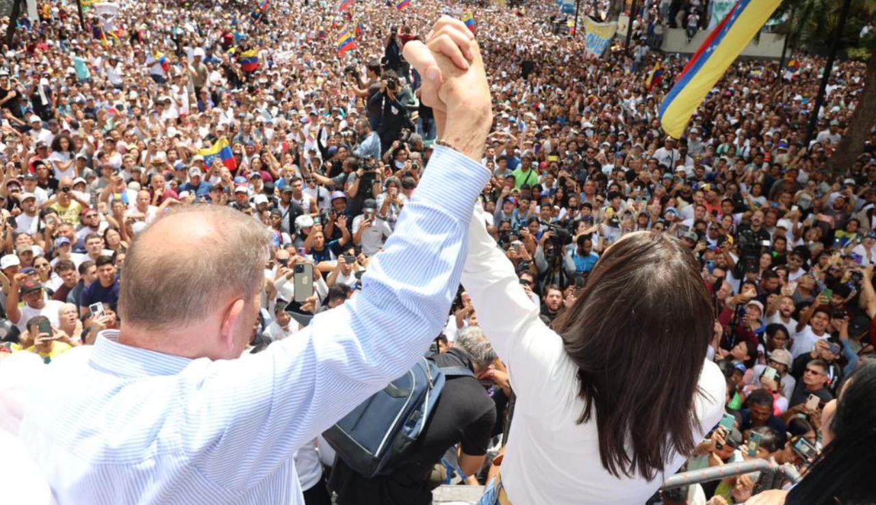 Corina Machado y Edmundo González lideran protestas masivas contra Maduro: 