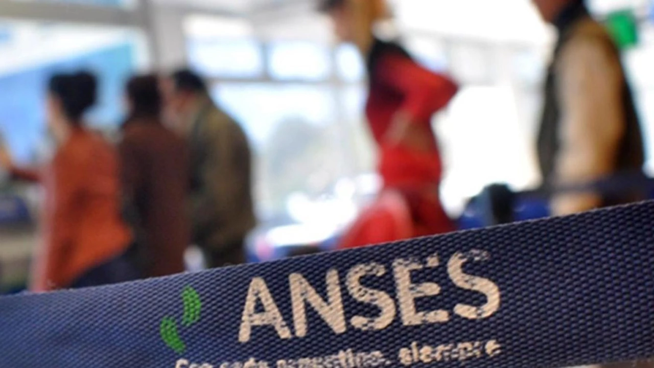 Créditos de ANSES para trabajadores: cómo acceder al préstamo de hasta $1 millón que impulsa Massa