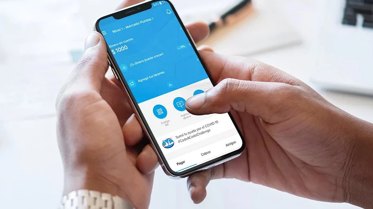 Mercado Libre le gana de nuevo a los bancos: por qué seguirá cobrando "el triple" en pagos QR otros 45 días