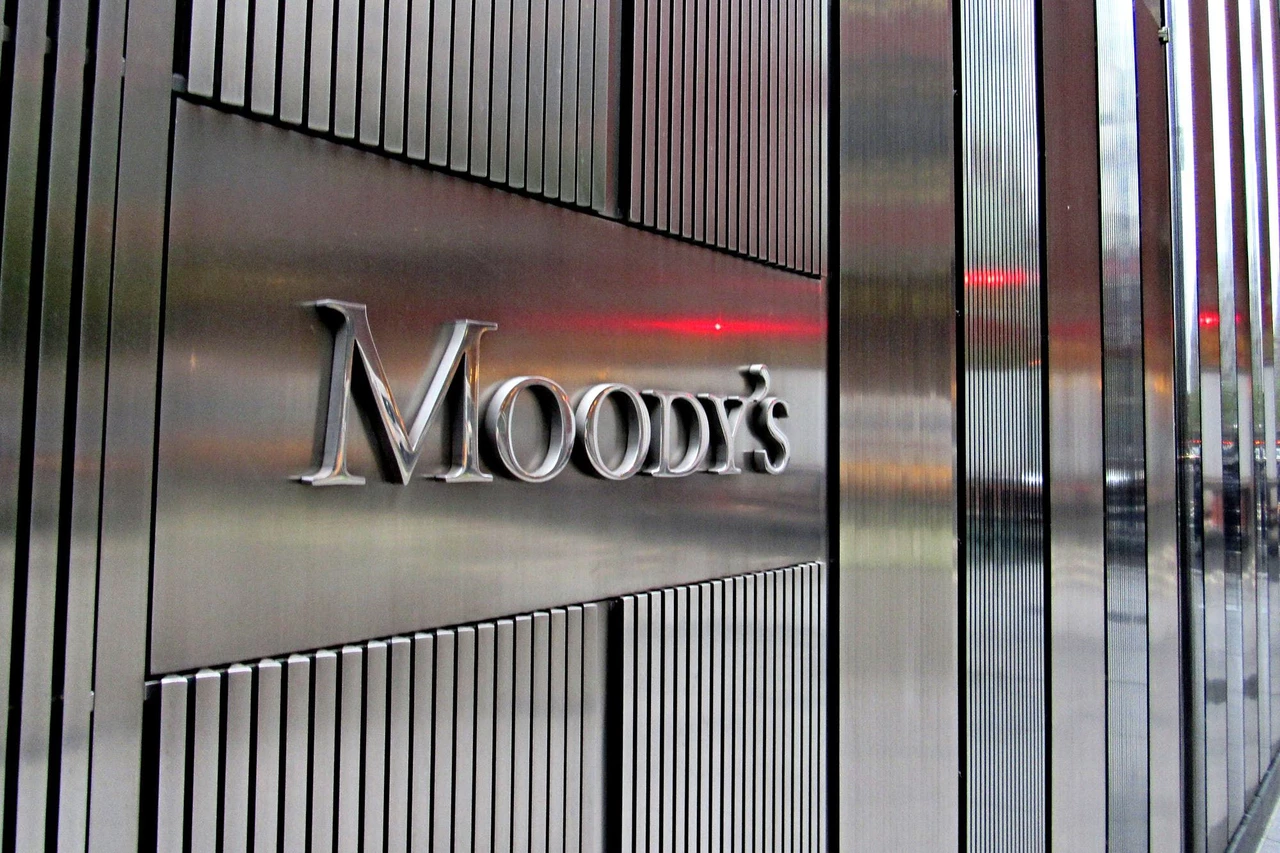 Cuál es el banco argentino que recibió una mejora en su calificación por parte de Moody’s