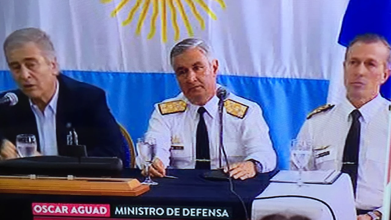 ARA San Juan: "El submarino está a 907 m de profundidad y la Justicia tiene la información para saber qué hacer"