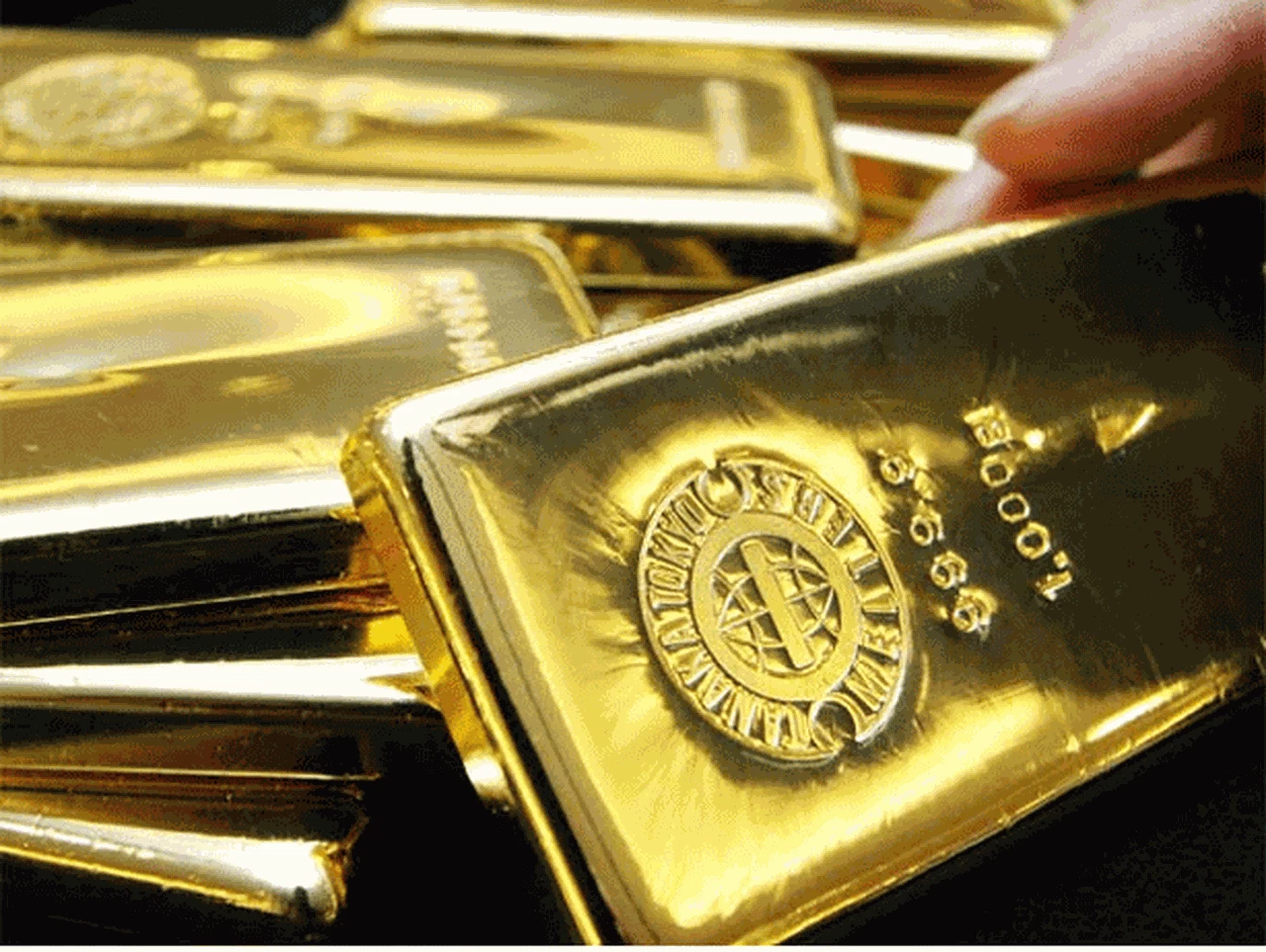 Denuncian que desaparecieron 37 toneladas de oro del Banco Nacional de Ucrania
