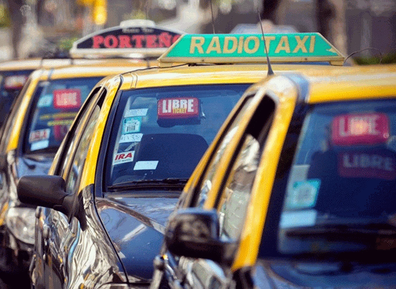 Agencias de taxis: la AFIP fijó el í­ndice mí­nimo de trabajadores