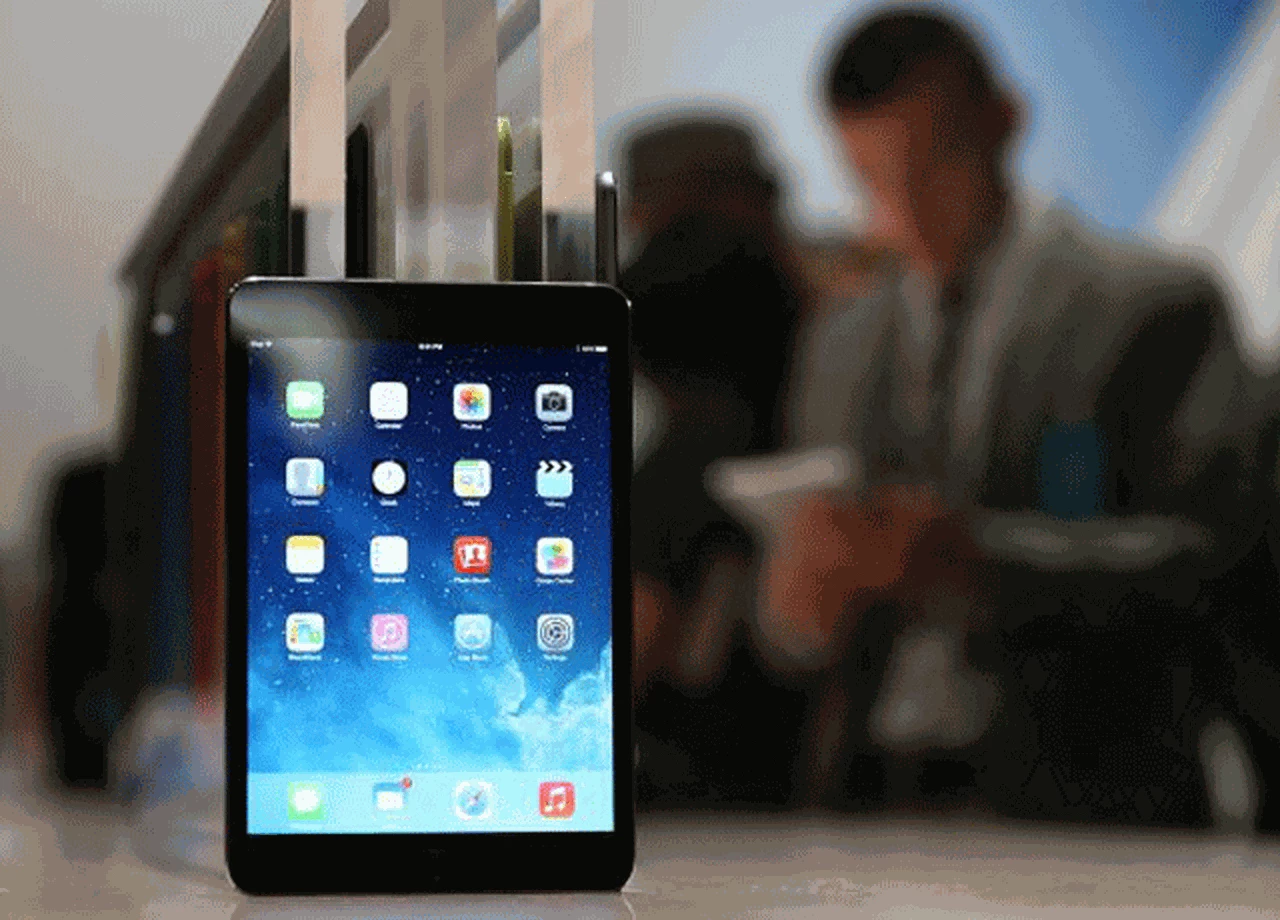 La iPad Mini con pantalla Retina saldrá a la venta el martes en Estados Unidos