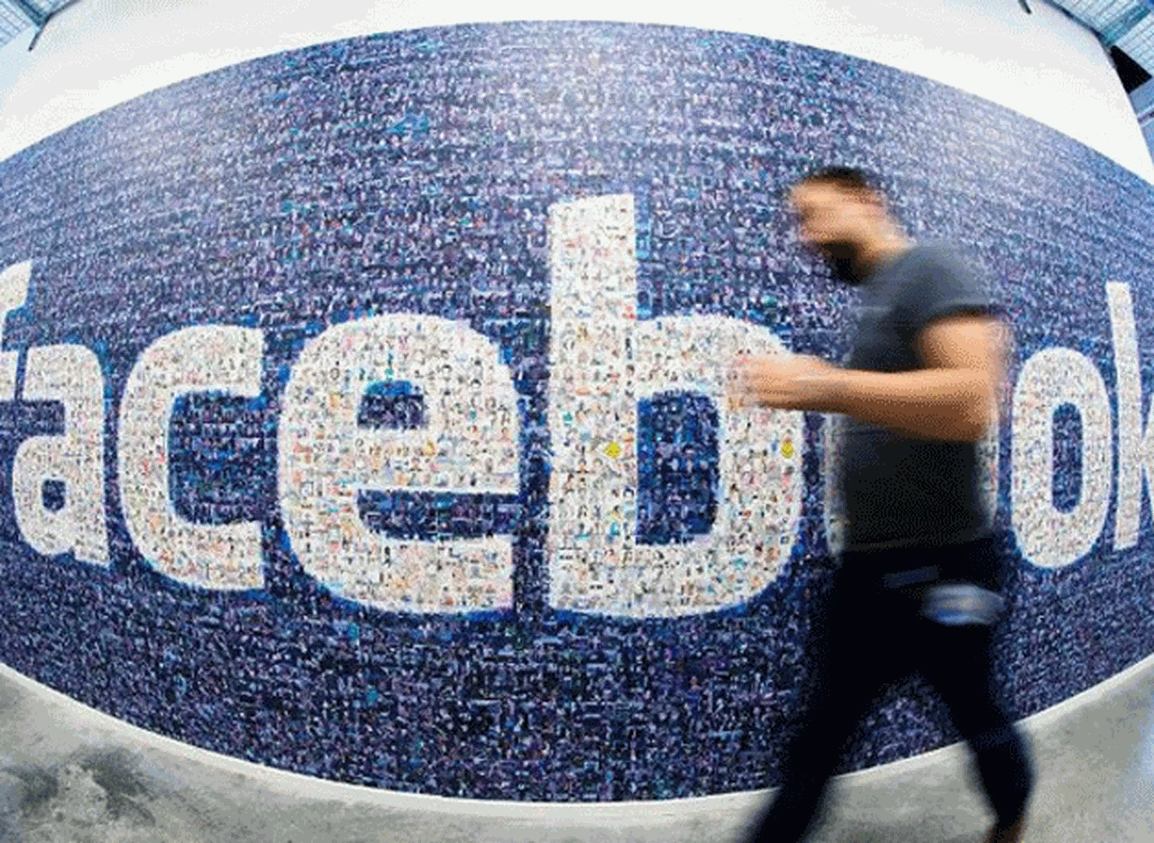 Facebook triplica beneficios y gana 642 millones de dólares en un trimestre