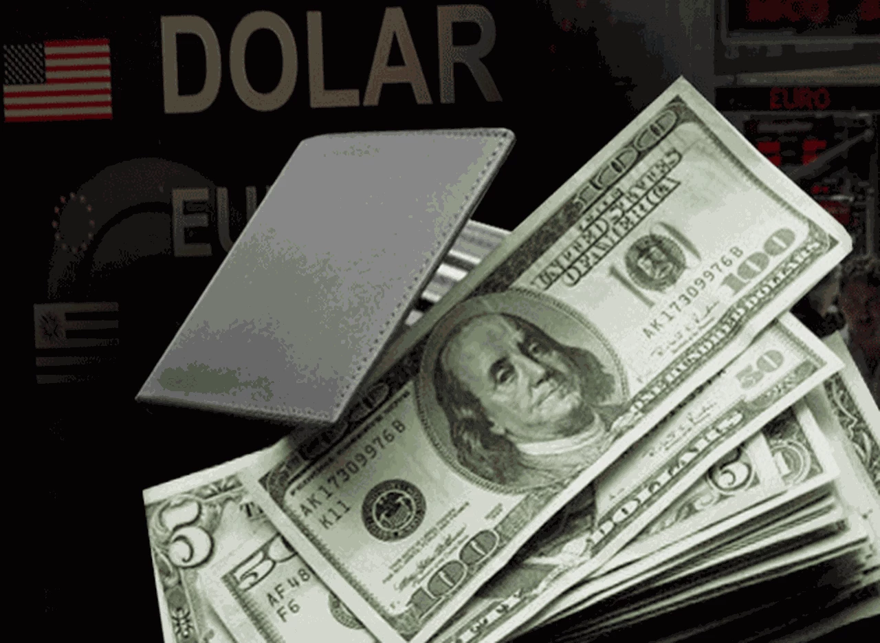 Bancos ya están abastecidos con cambio para afrontar retiros de dólar "ahorro"