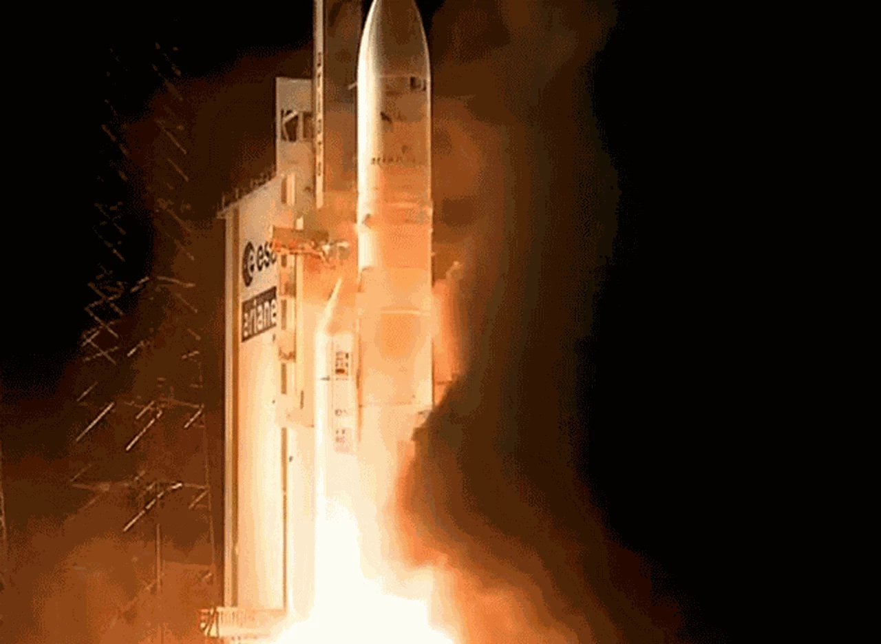 Arsat-1 cumplió con éxito la primera maniobra de propulsión en el espacio
