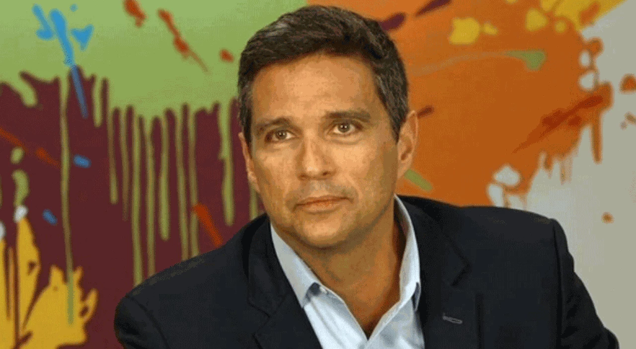 Bolsonaro elige a un directivo de Santander para dirigir el Banco Central de Brasil