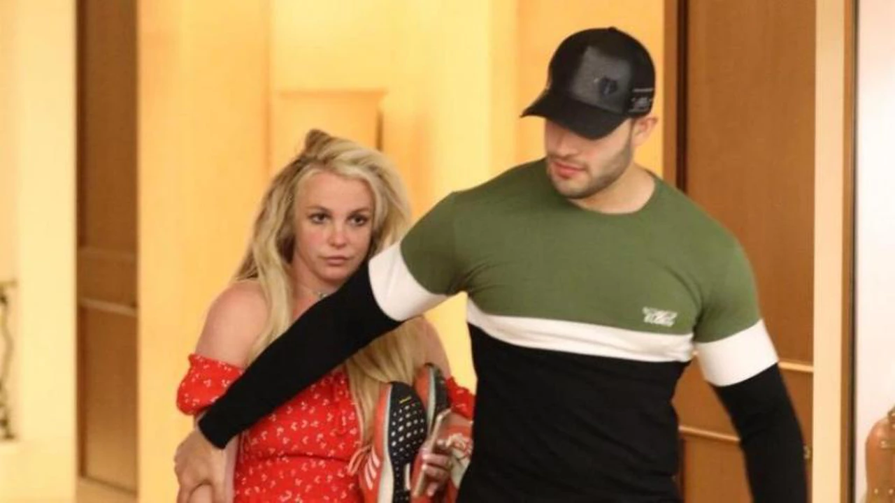 Las fotos que muestran a Britney Spears al dejar la clínica mental