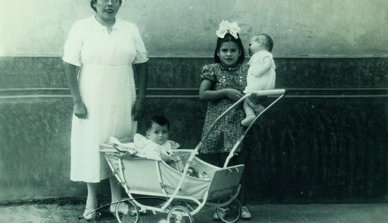 Esta es la historia de Lina, la mujer peruana que hace 80 años fue la madre más joven del mundo