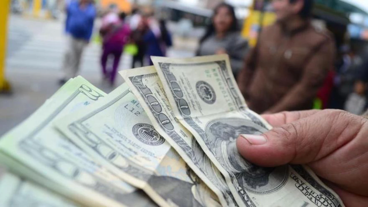 La Justicia pidió investigar al Gobierno por la última disparada del dólar