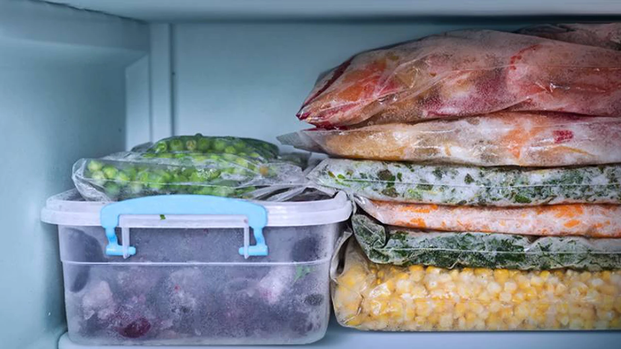 Qué alimentos no tenés que congelar por ningún motivo: las causas