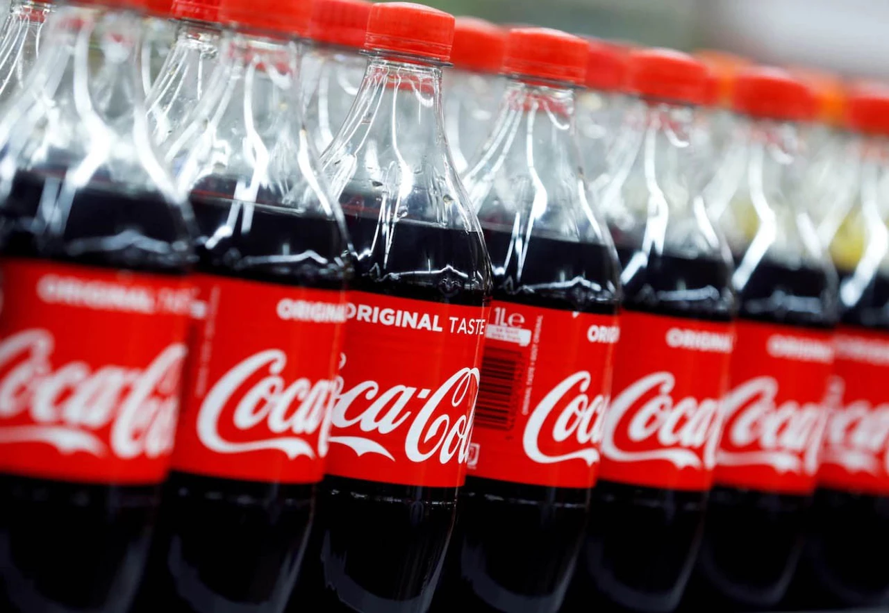 Cuánto paga una acción de Coca Cola y cómo adquirirla