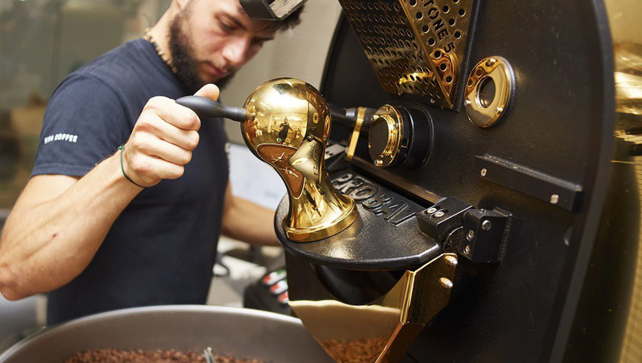 Boom de baristas: por qué es uno de los oficios más buscados y cuánto se gana detrás de la máquina de café