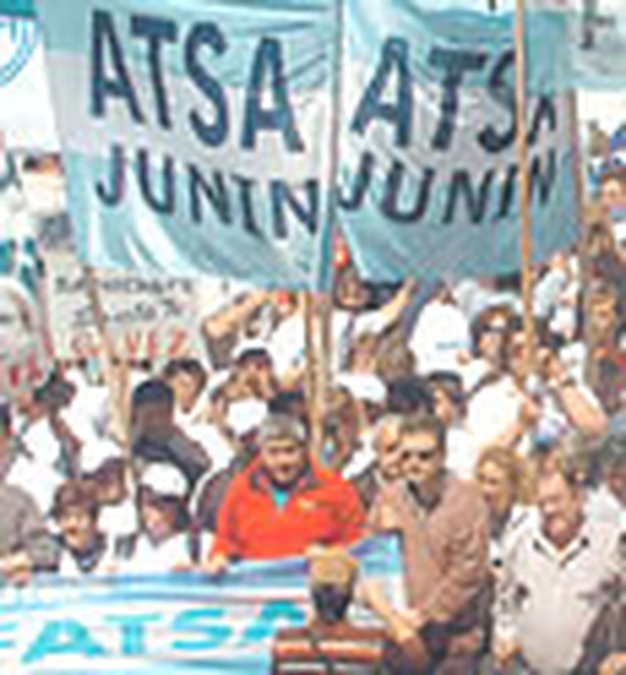 Empresas se unen contra la presión salarial de sindicatos