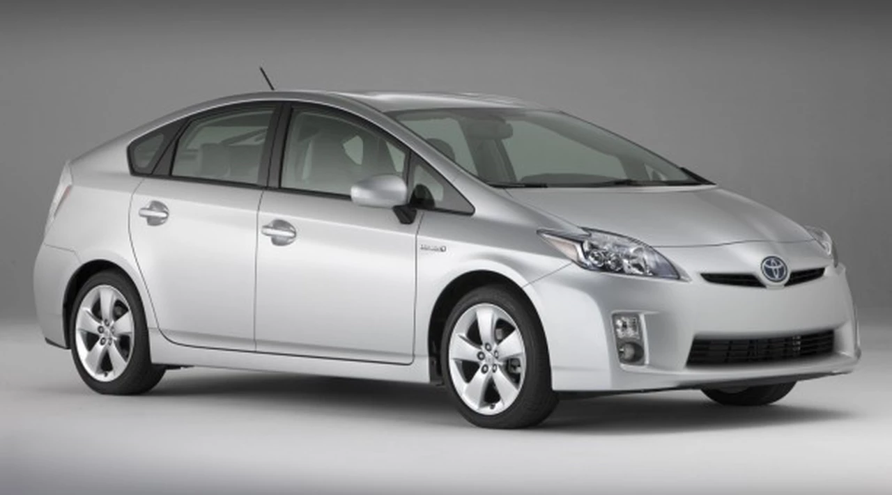 Toyota apunta a duplicar la producción de autos hí­bridos en 2011