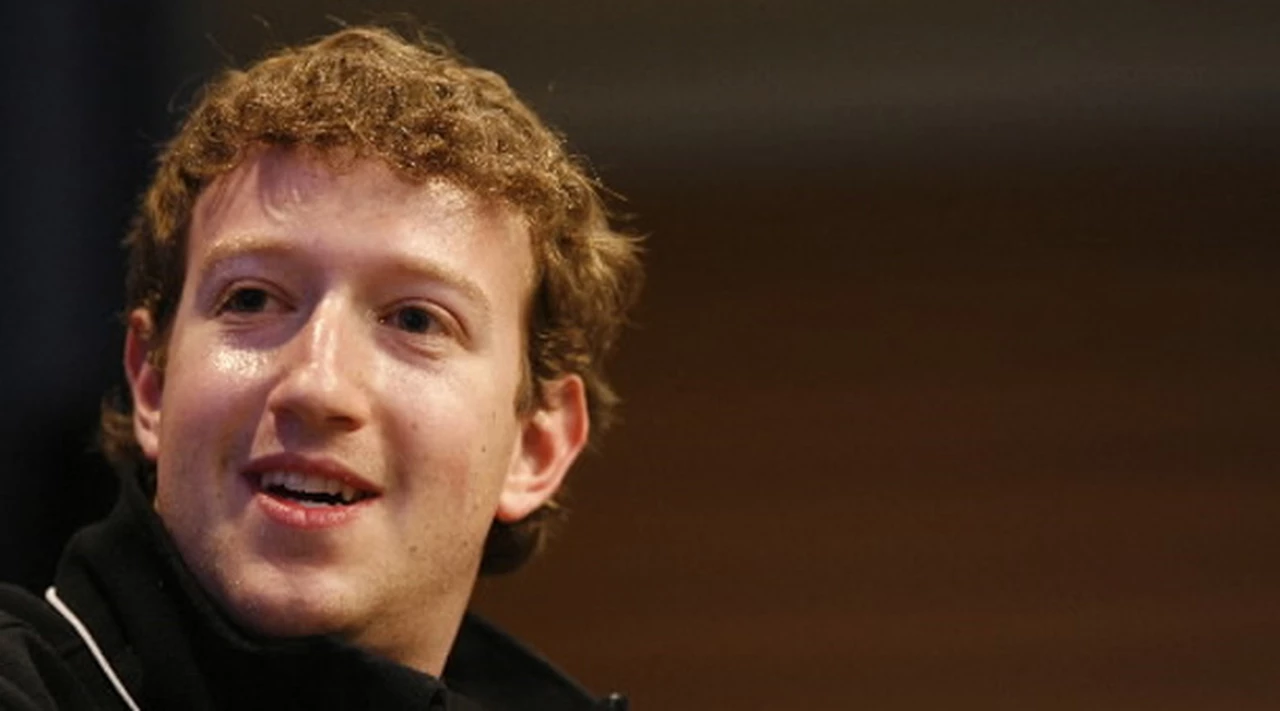 El CEO de Facebook no piensa en una fecha para salir a bolsa