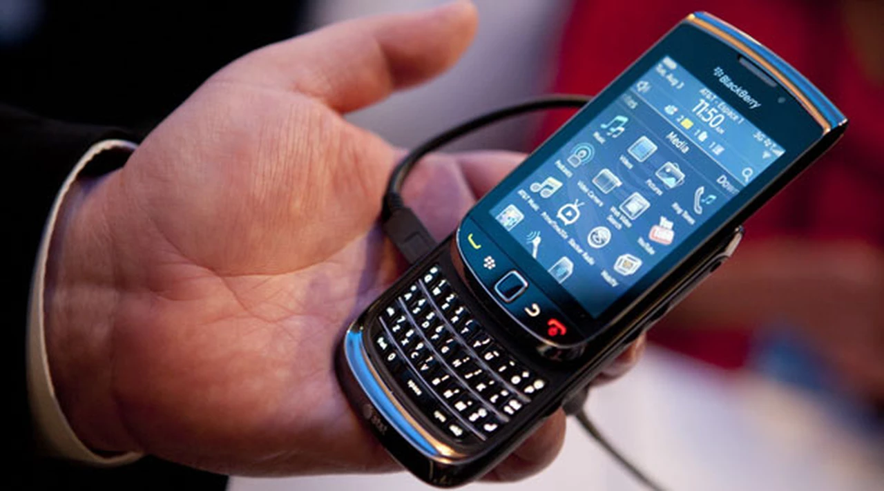 BlackBerry vendió 12,1 millones de dispositivos móviles en tres meses