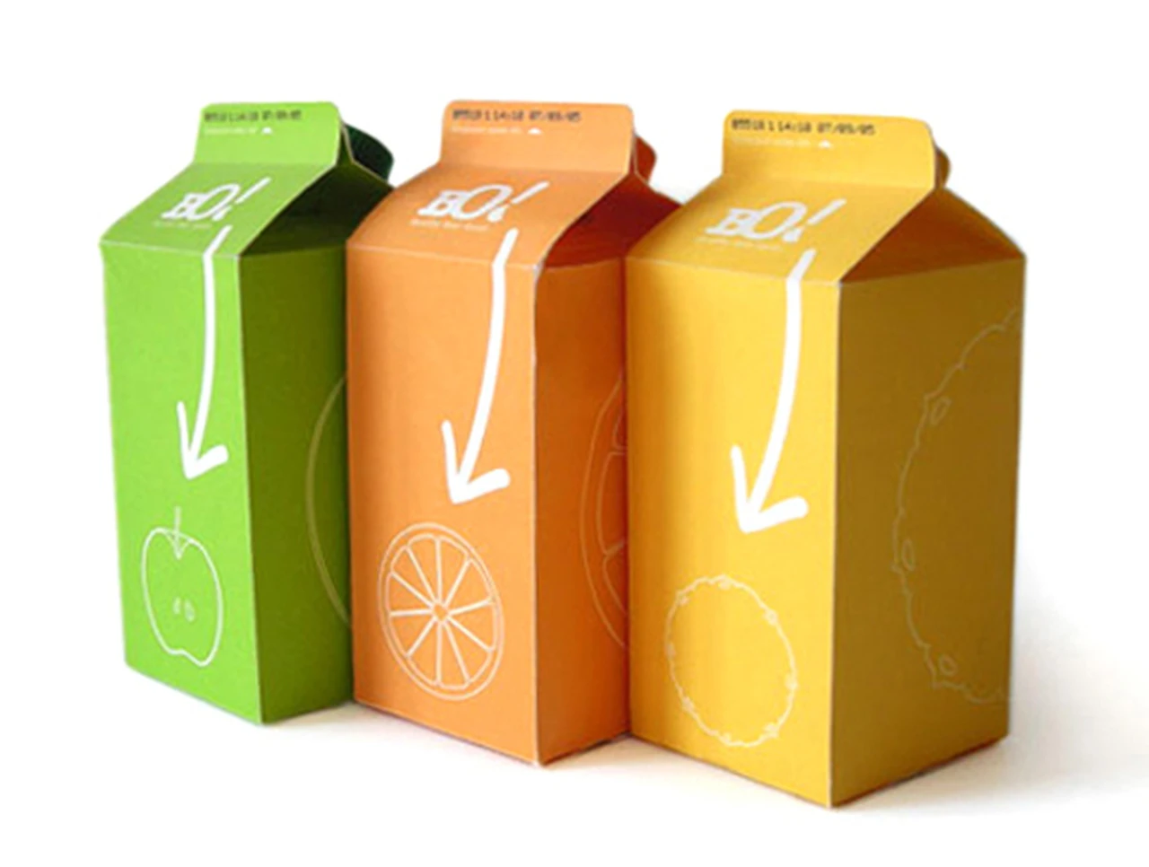 Картонная упаковка сока. Картонная упаковка сока. Упаковка сока мокап. Картонная упаковка сока. Тетра пак мокап упаковка молоко.