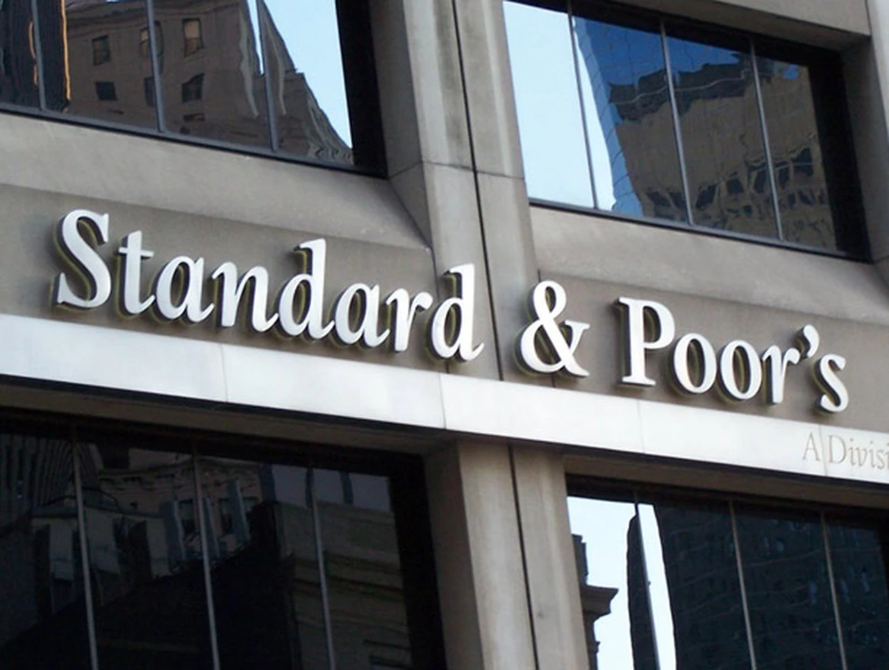 Para Standard & Poor's, Argentina no saldrá del default en el 2015