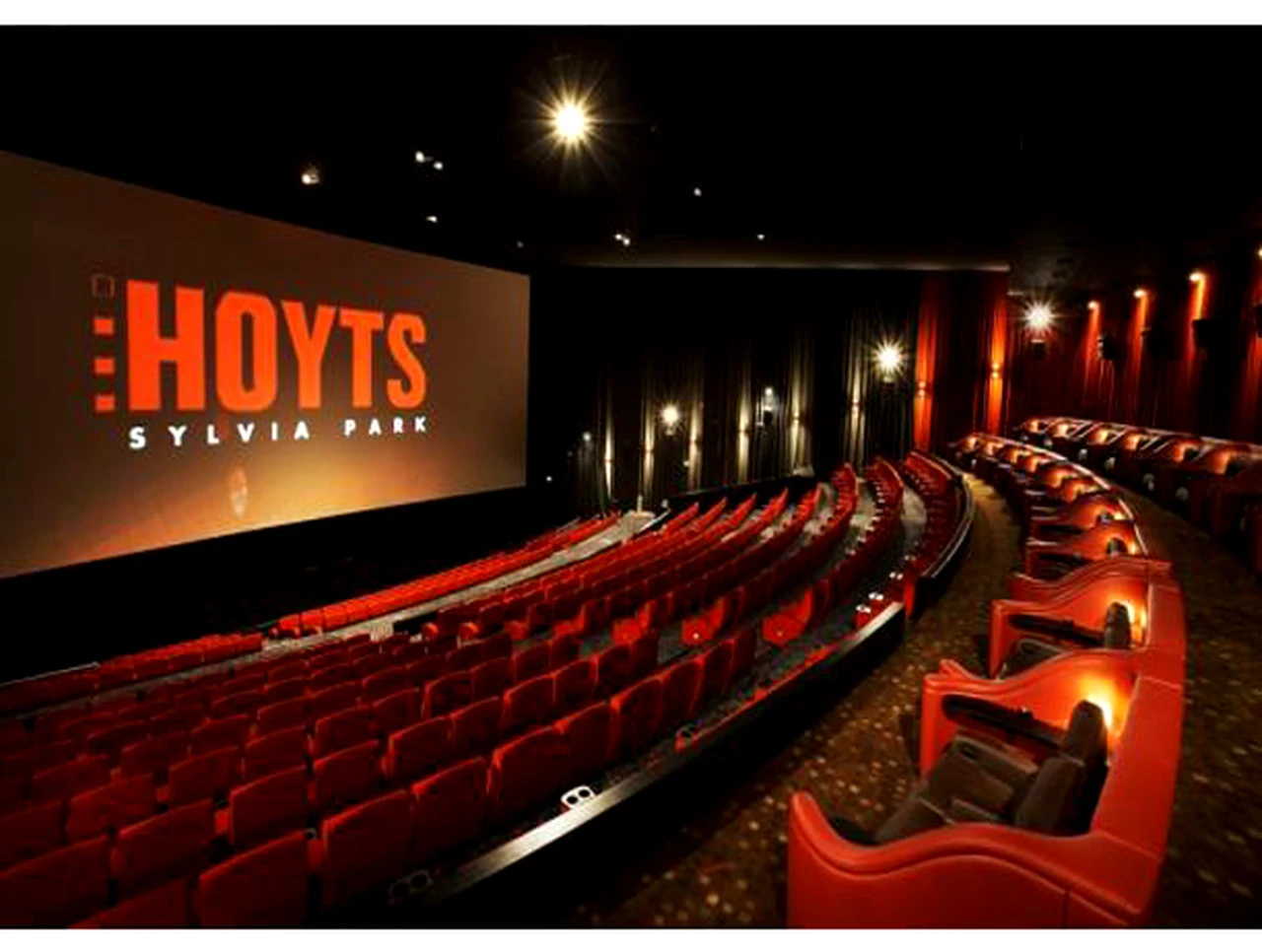 Cinemark cerró la compra de la cadena de cines Hoyts