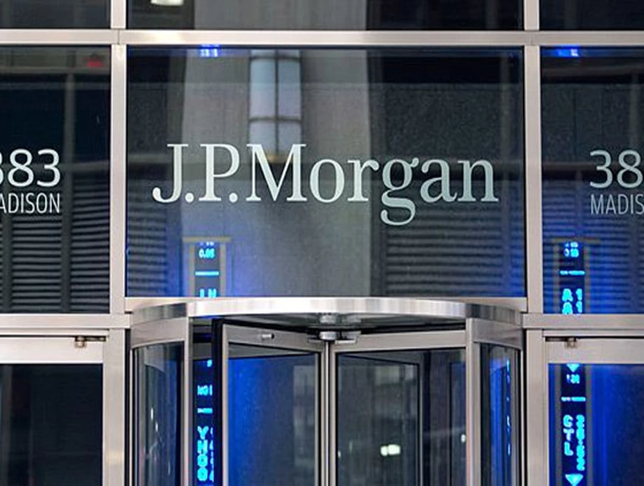 En Estados Unidos aseguran que JP Morgan negocia  para comprarle bonos a los buitres