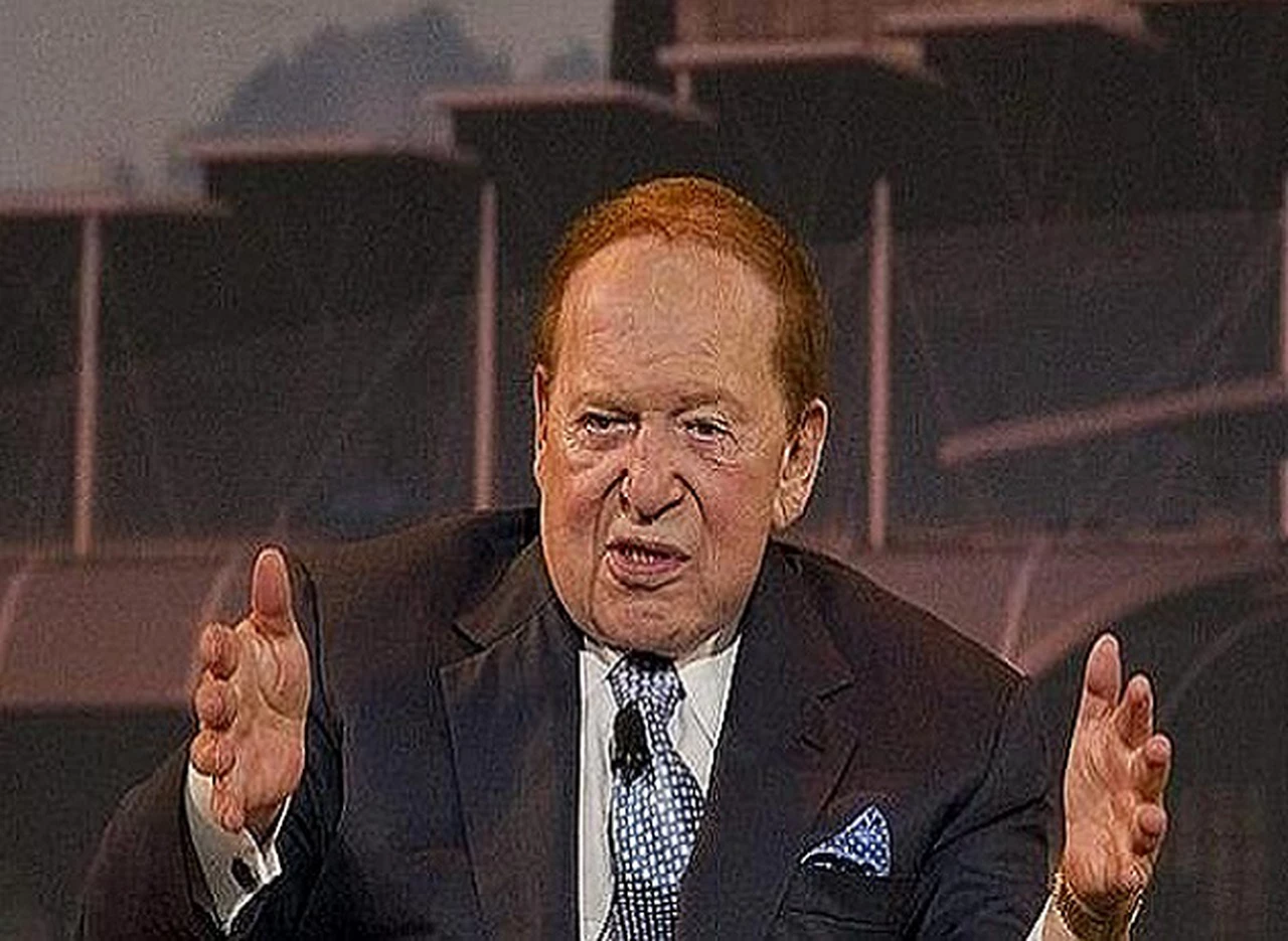 La historia de Sheldon Adelson y su paso de vendedor de diarios y golosinas a multimillonario