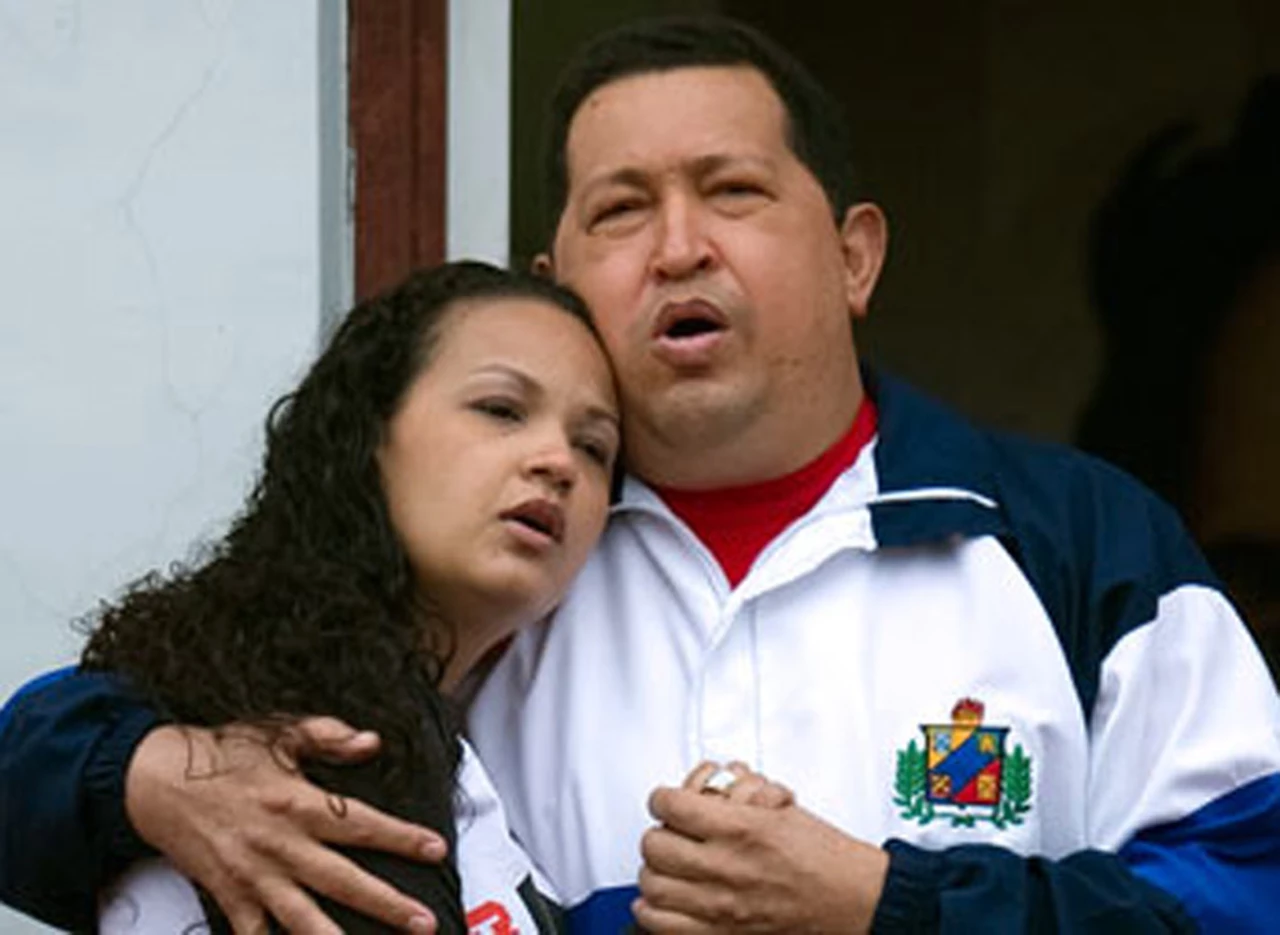 La hija del lí­der Hugo Chávez tiene en sus manos la vida de su padre 