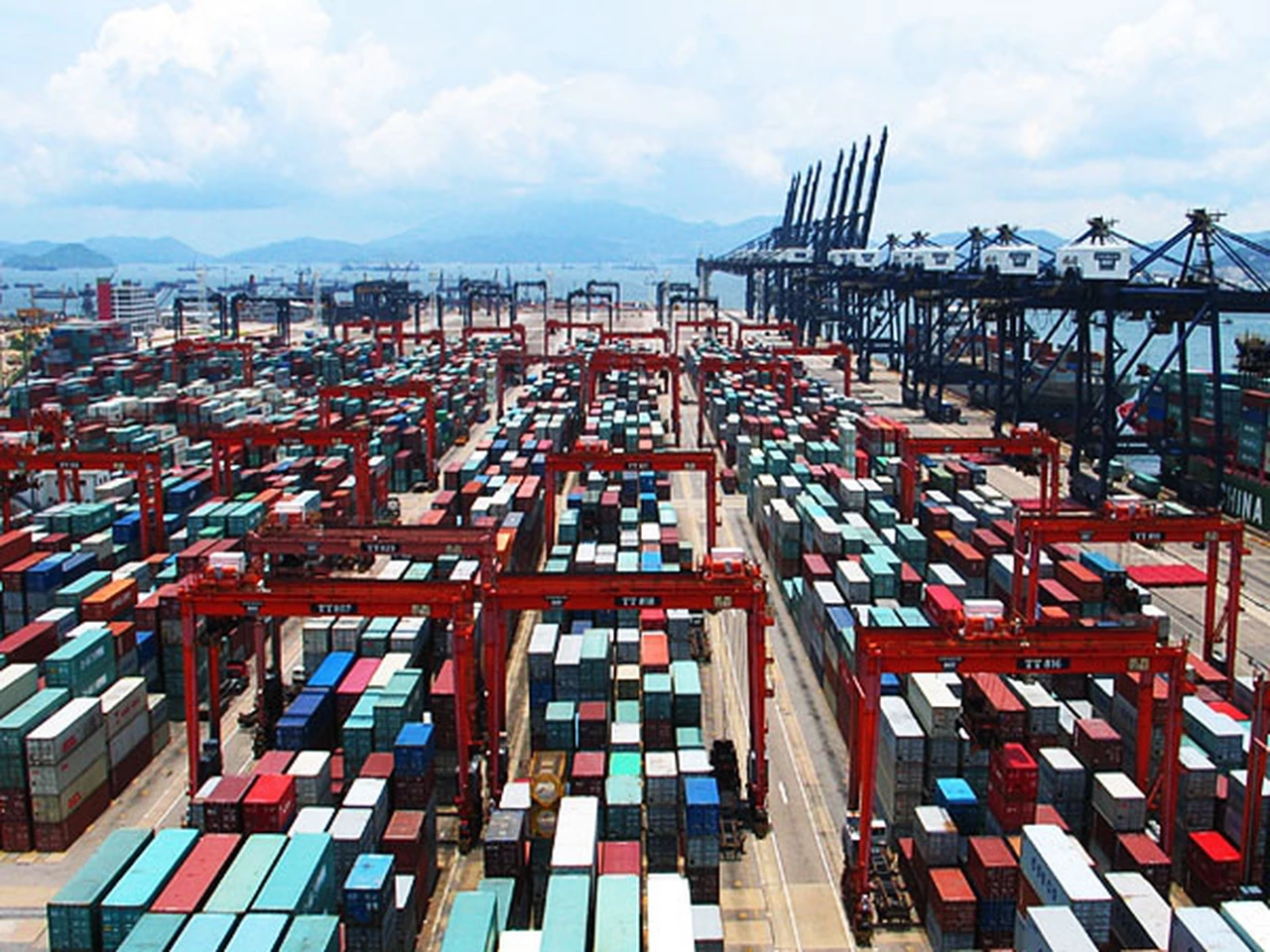Paro aduanero: recién el martes el paí­s retomarí­a el ritmo exportador