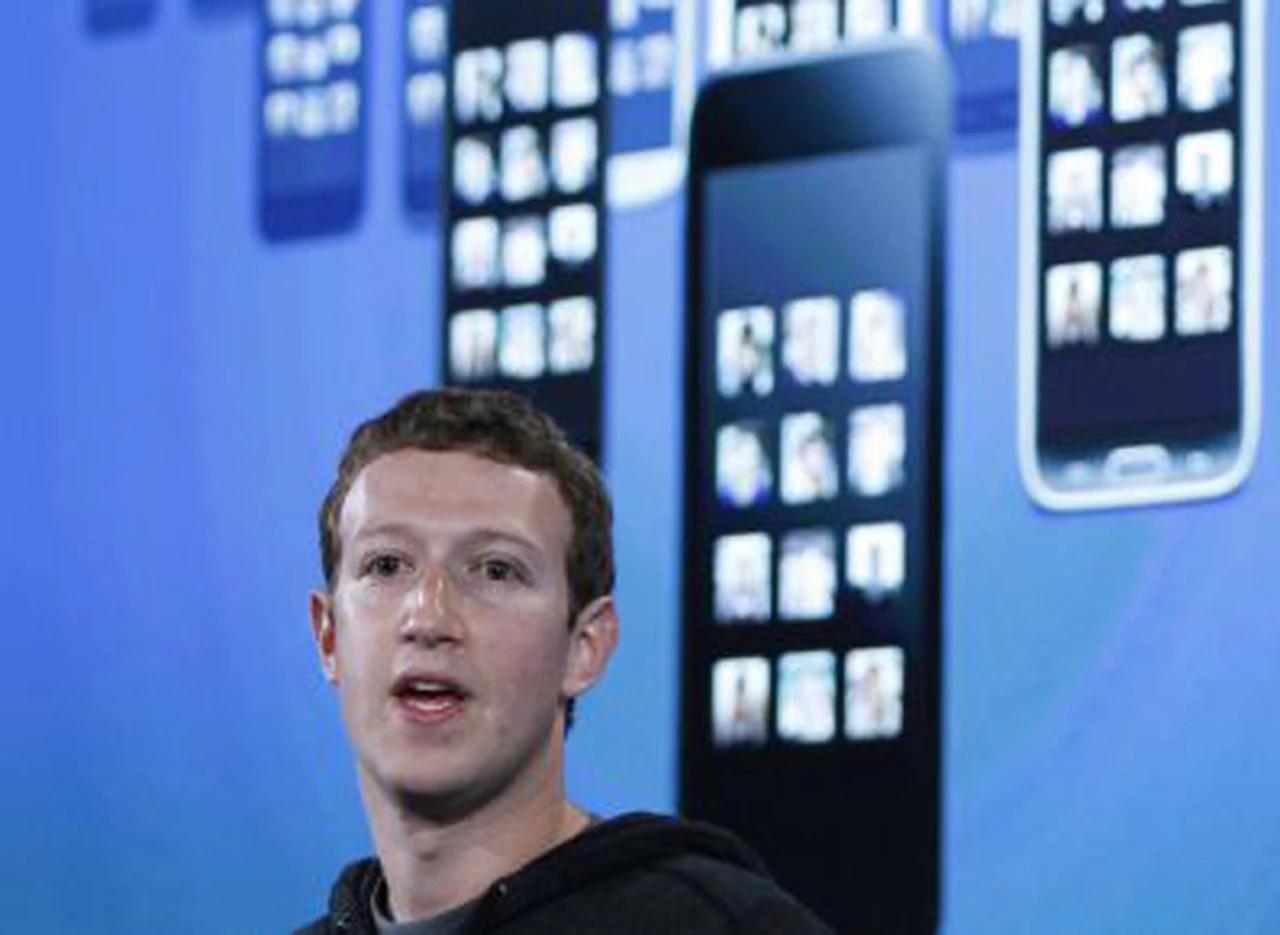La plataforma móvil se convierte en el principal escenario de la batalla entre Facebook y Google