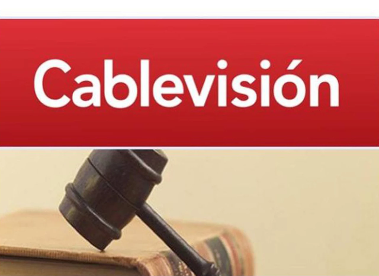 El juez Casanello pidió informes sobre la fusión Telecom-Cablevisión