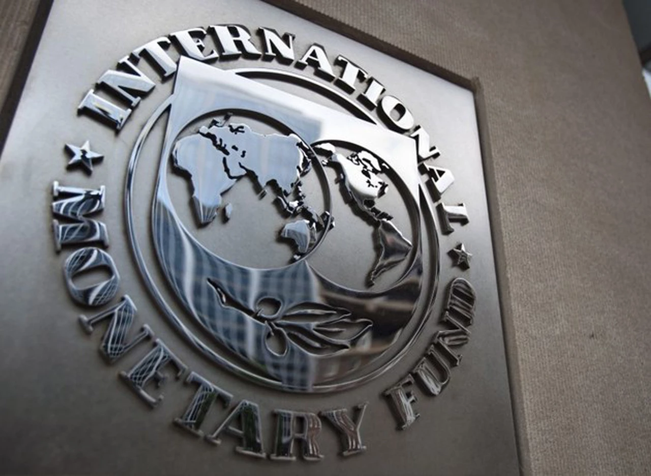 El FMI advirtió sobre los efectos de la devaluación y los controles de cambios