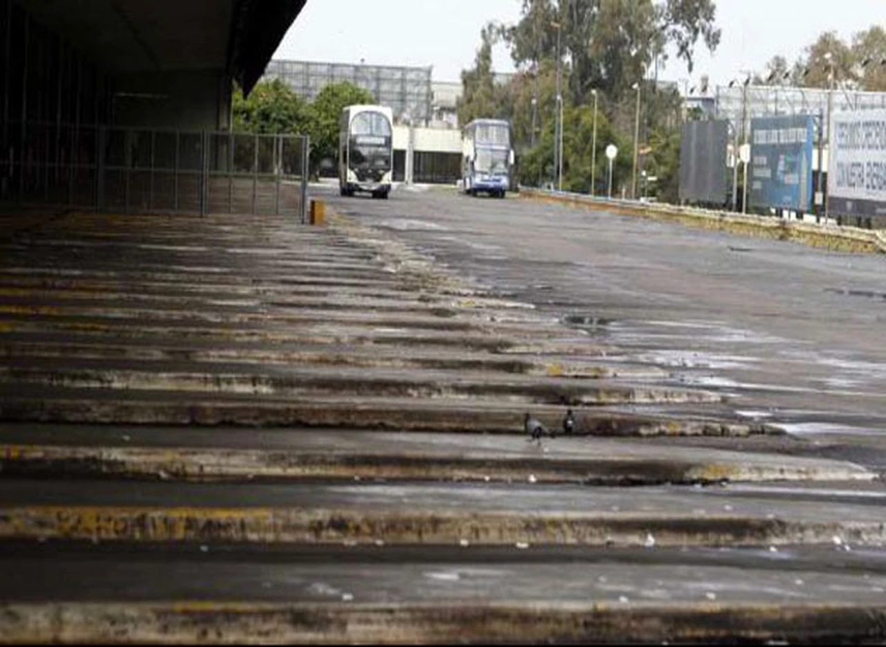 La UTA advierte que por falta de respuestas "el paro de micros se agrandó"