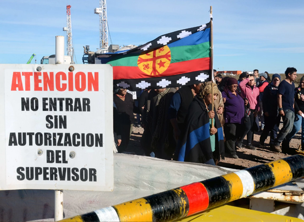 Mapuches frenaron parte de la actividad de YPF en Neuquén en rechazo al acuerdo con Chevron