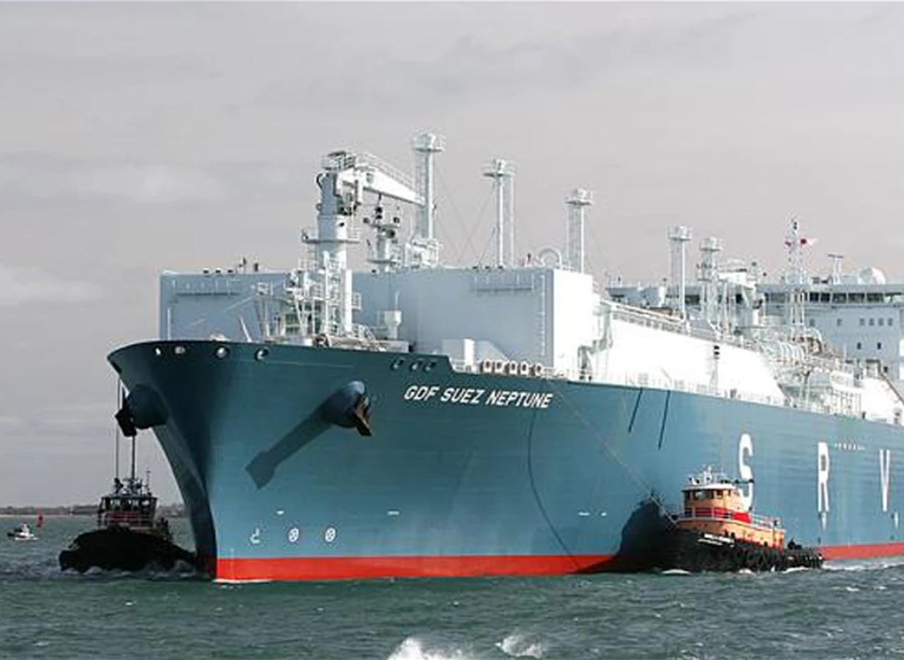 Paro de cuatro gremios marí­timos complicarí­a el abastecimiento de combustible