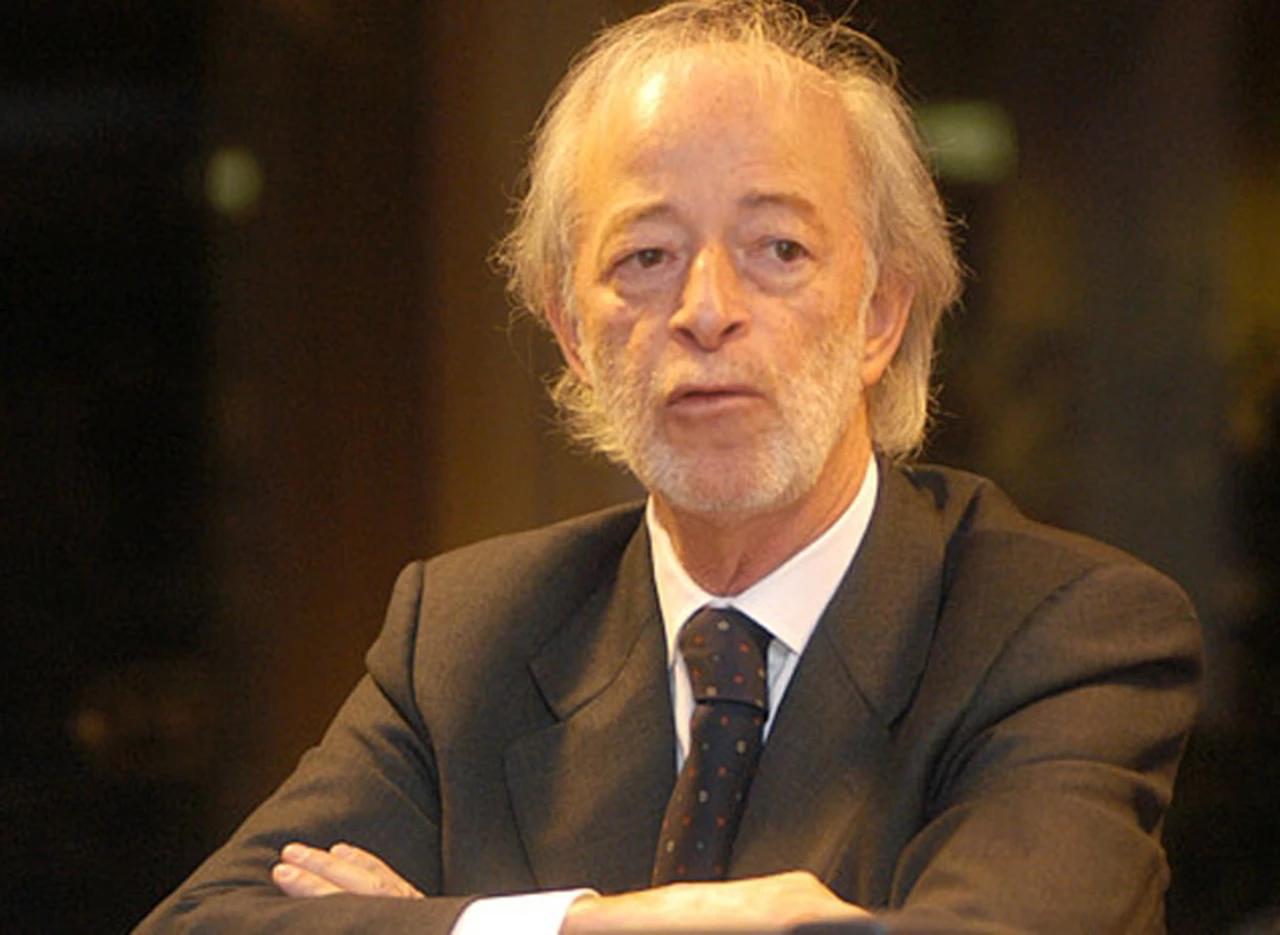 López Mena quiere negociar para que argentinos no paguen recargo del 20% en Uruguay