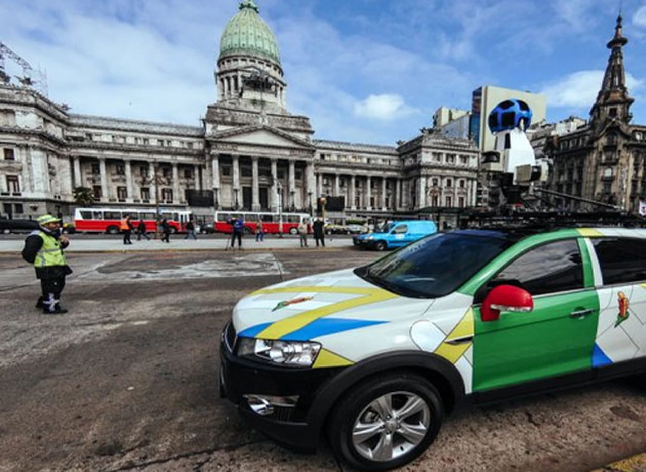 La Justicia autorizó a Google a recorrer La Plata con los autos de Street View