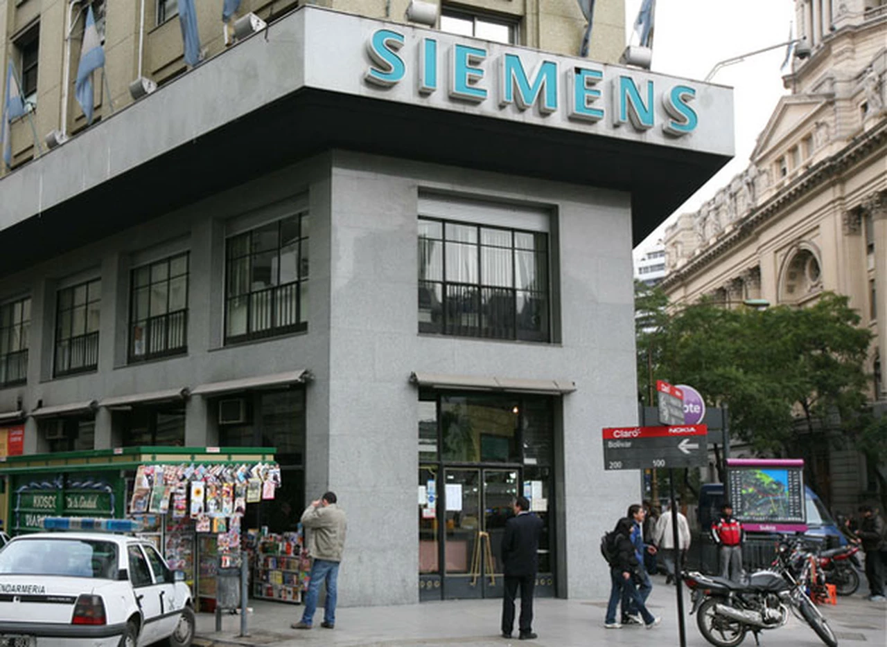 Confirman procesamiento de once directivos de  la empresa Siemens 